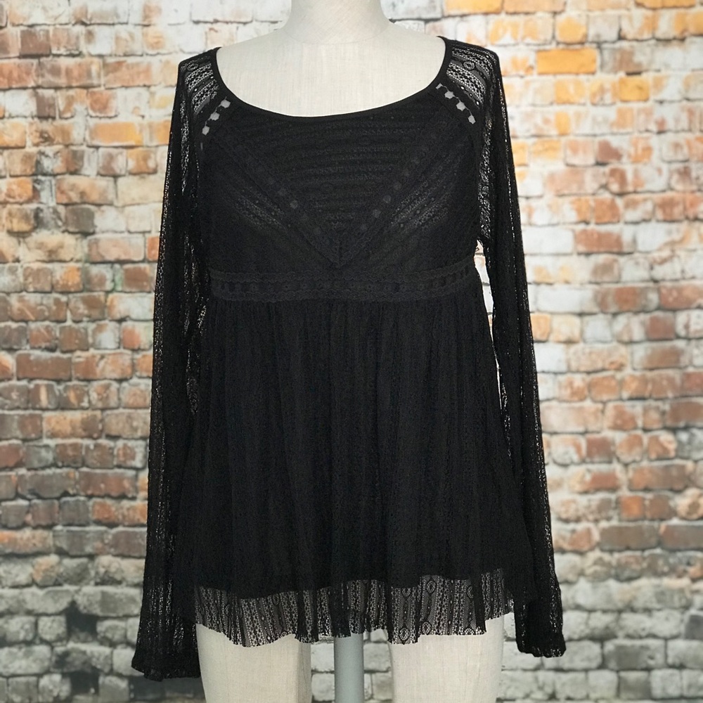 Sugarlips lace long sleeve top